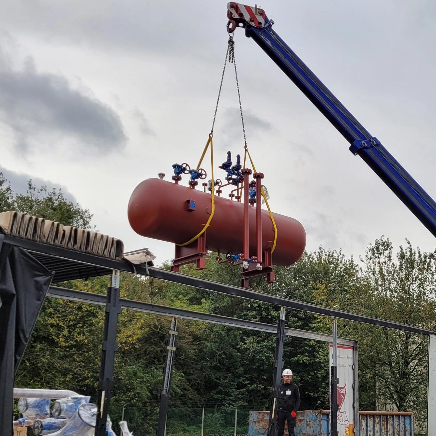 High pressure condensate vessel